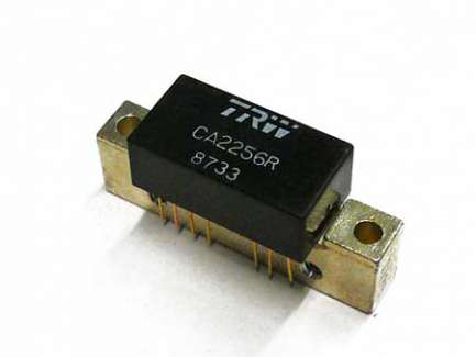 TRW CA2256R Wide band power amplifier module, 30 - 450 MHz