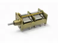 4-Section Air Plate Trimmer Capacitor, 8 - 365 pF, 100 V