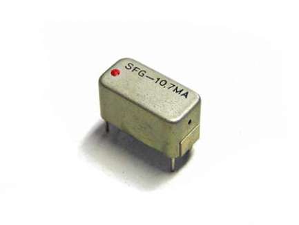 muRata SFG10.7MA 10.7 MHz cermic band-pass filter