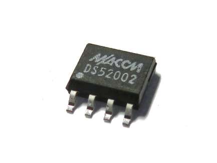M/A-COM DS52-0002-TR 2-way power splitter, 1920 - 2170 MHz, 1W