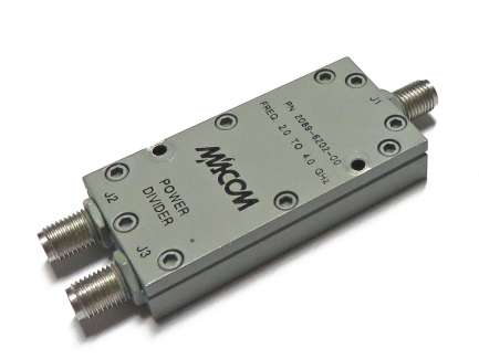 M/A-COM 2089-6202-00 Divisore coassiale Wilkinson di potenza a 2 vie, 2 - 4 GHz, 2W