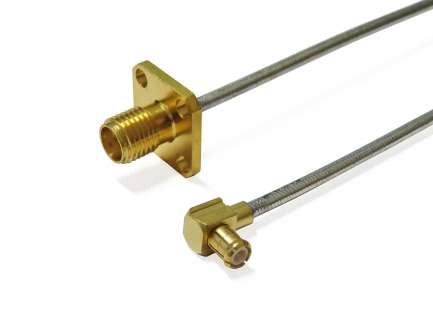 QAXIAL M07S16-21-00100 Cable assembly, MCX right angle plug/SMA female, SM86, 10 cm