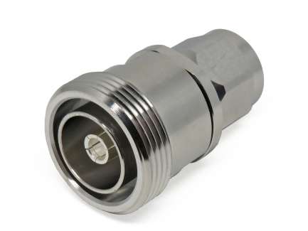 QAXIAL 716-N42-01 7/16 DIN female to N male coaxial adapter, low PIM
