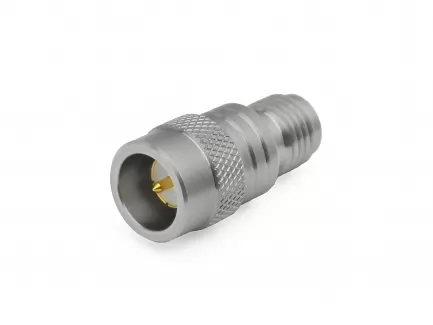 QAXIAL QMSMA-SMA42-1PS Adattatore coassiale QM-SMA (quick mate) maschio a SMA femmina, dc - 18 GHz, serie di precisione